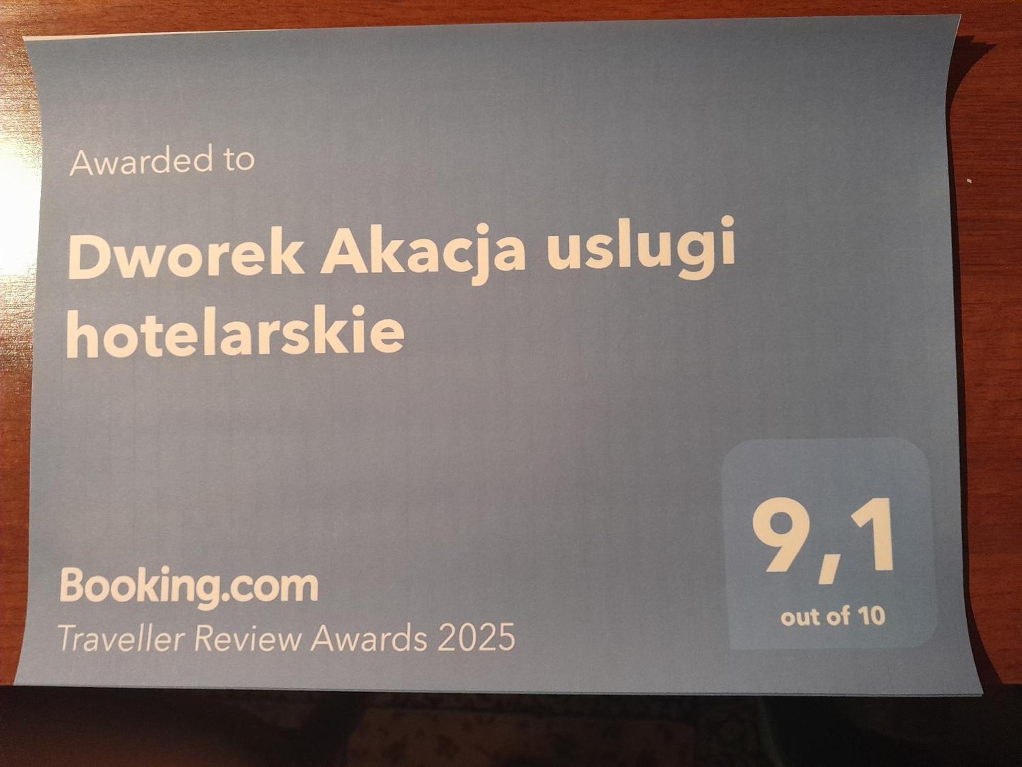 Dworek Akacja Uslugi Hotelarskie Janowiec Eksteriør billede
